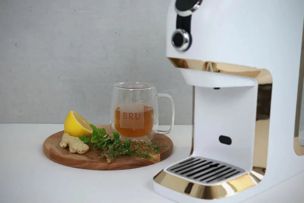  Die Kunst der Tee-Kombination: Perfekte Tee- und Menu-Kombinationen mit dem BRU Maker One entdecken BRU AG